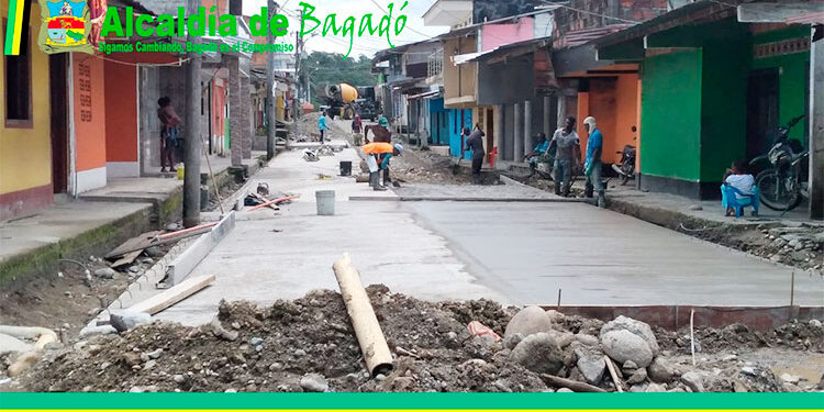 Pavimentan más vías en los barrios de Bagadó y nuevas obras en el Alto Andágueda