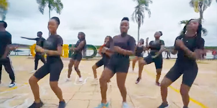Explosión Dance, jóvenes bailarines que realzan la cultura del Chocó