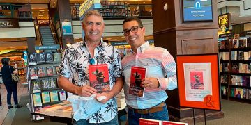 Médicos y escritores chocoanos lanzaron el libro “El Heredero: La Familia del Espía”