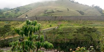 ¿Por qué continúa Miner SA operando en El Carmen de Atrato?