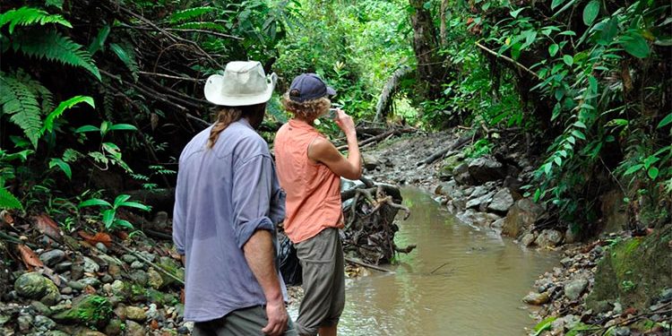 Canal de Raspadura, municipio de Unión Panamericana, Chocó.