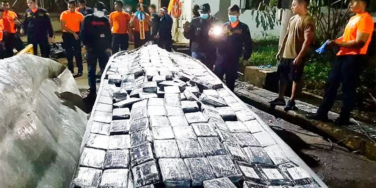 Incautan media tonelada de coca oculta en lanchas rápidas en el Chocó
