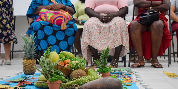 “Vivimos en el territorio, pero no es nuestro”: mujeres del Bajo Atrato