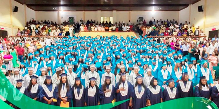 UTCH: se graduaron 630 nuevos profesionales
