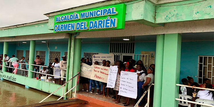 Protesta de mujeres en Carmen de Darién