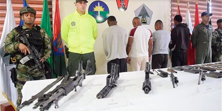 Cuatro capturas e incautación de material de guerra del Clan del Golfo en Medio San Juan