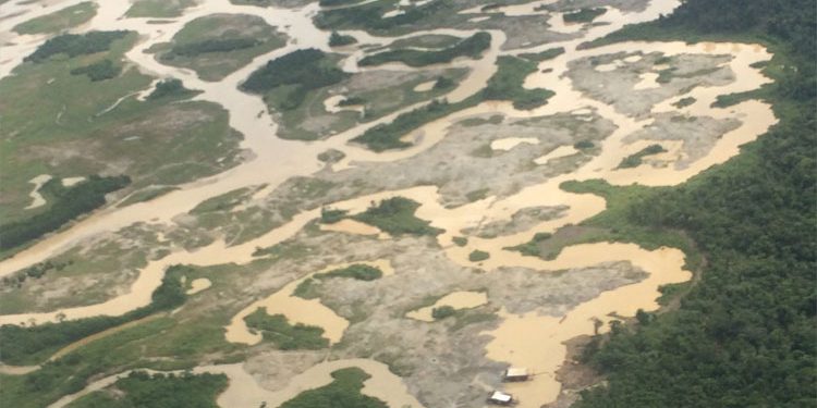 Ocho brasileros fueron condenados por daño ambiental en el río Quito