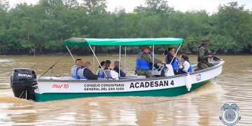 Entregan once botes a Acadesan