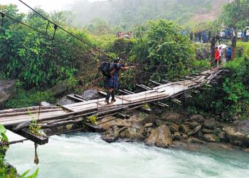 Viaje al corazón del desplazamiento de los indígenas embera en el Chocó