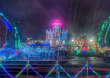 Luces de navidad en Carmen de Atrato, Chocó