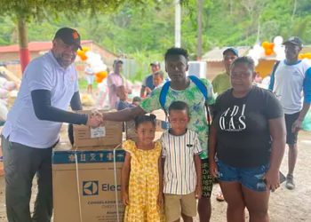 Donan equipos y artes de pesca en Panguí, Nuquí