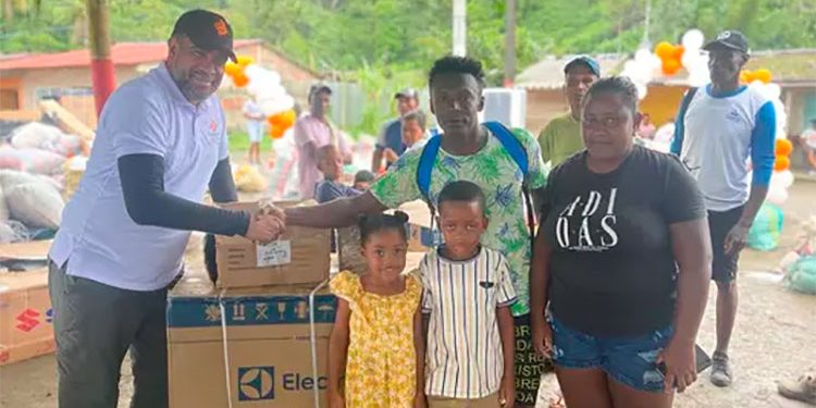 Donan equipos y artes de pesca en Panguí, Nuquí