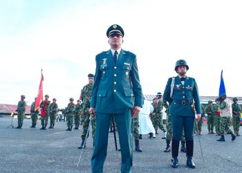 Un ingeniero militar entra a comandar la Fuerza de Tarea Conjunta Titán