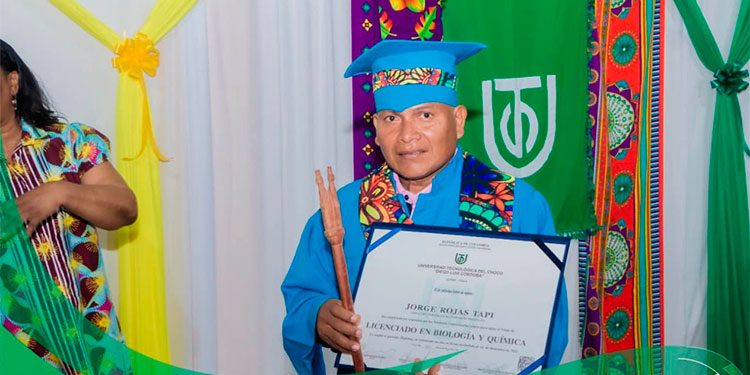 UTCH: se graduó la primera promoción del programa especial indígena