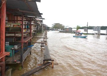 Más de cinco mil familias damnificadas por inundaciones en Carmen del Darién