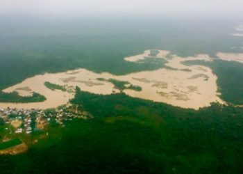 Defensoría del Pueblo alerta sobre el agravamiento de la crisis ambiental en el río Atrato tras nueve años de la Sentencia T-622