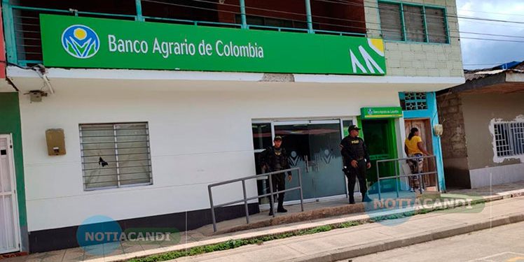 Unguía: roban banco al lado de la estación de Policía