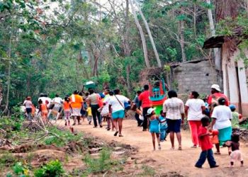 Urgen atención a 300 familias desplazadas de Sipí y Nóvita