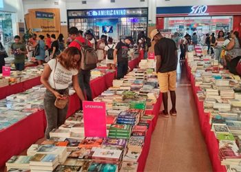 Gran outlet de libros en Quibdó