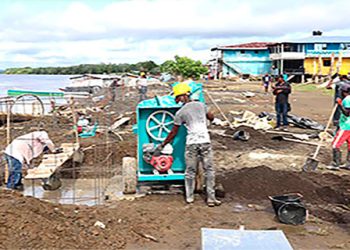 Carmen del Darién: inician construcción del muro malecón en Curbaradó
