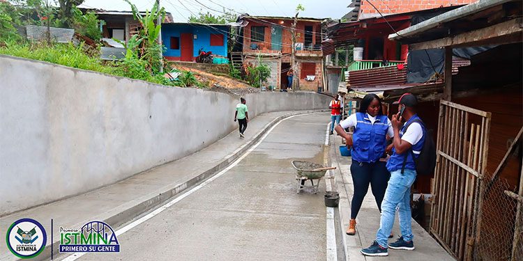 Istmina: entregan pavimento en el barrio Diego Luis
