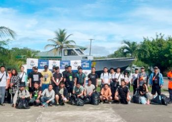 Rescatan 30 migrantes asiáticos en Cabo Tiburón, Acandí, Chocó