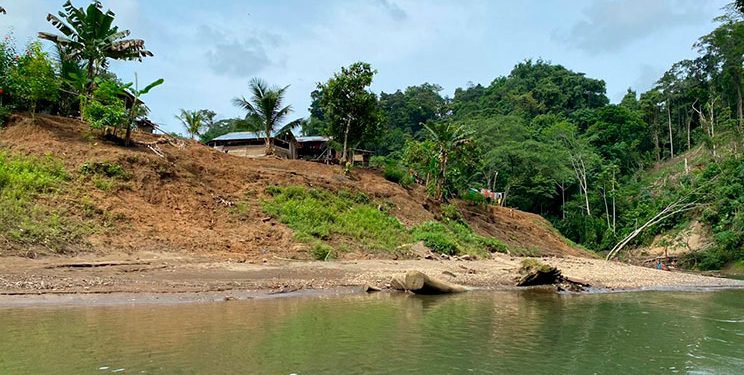 Fedeorewa denuncia retención de educadores en el río Napipí