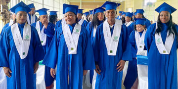 Nuquí: primera graduación en Trabajo Social