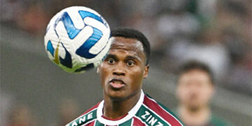 Doblete de Jhon Arias con Fluminense