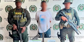 Detienen joven de 18 años con una subametralladora en Quibdó