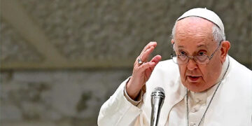 "Profundamente apenado" por tragedia en Chocó se declara el papa Francisco