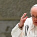 "Profundamente apenado" por tragedia en Chocó se declara el papa Francisco