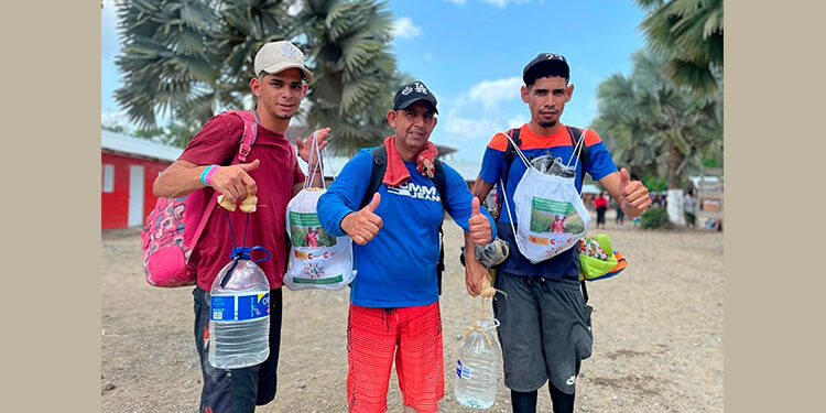 Acandí: entregan ayudas humanitarias a migrantes