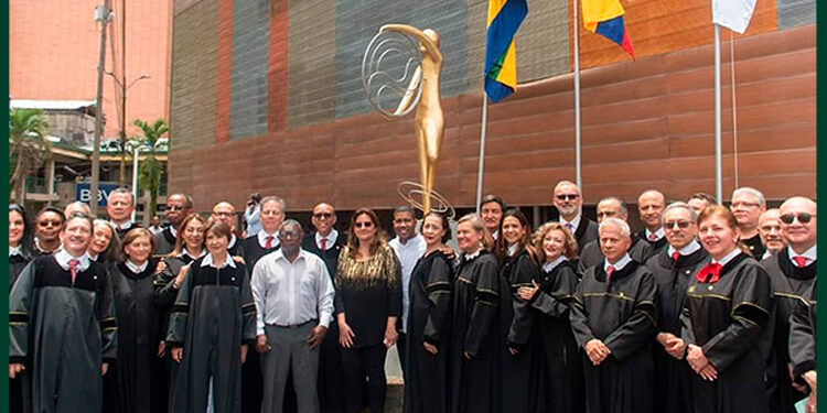 Quibdó: inauguran escultura en el Palacio de Justicia