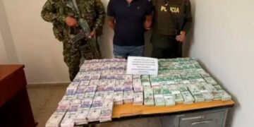 Incautan $ 805 millones camuflados en camioneta blindada en vía de San José del Palmar