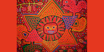 Mola con diseño de sol. Diseño y arte: mujeres del pueblo Guna de Panamá. X: @womensart1