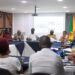 Líderes sociales, académicos, periodistas y funcionarios públicos de la capital del Chocó participaron en la conversación. Foto: José Vargas