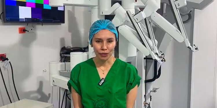 Primera cirugía laparoscópica asistida por robot en el Hospital Infantil San José