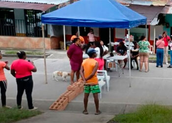 Otro bloqueo en la vía que conecta a Chocó y Risaralda
