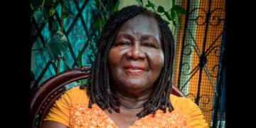 La poeta afrocolombiana Mary Grueso ingresó a la Academia Colombiana de la Lengua