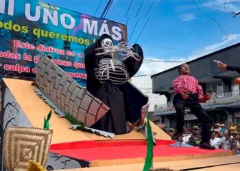 Quibdó, San Pacho 2025: disfraz del barrio El Silencio