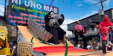 Quibdó, San Pacho 2025: disfraz del barrio El Silencio