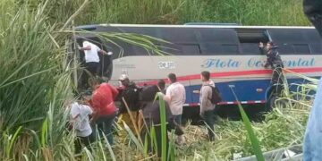 Se accidentó un bus en Risaralda con funcionarios de la Fiscalía del Chocó