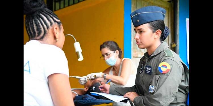 Asistencia médica humanitaria en Termales, corregimiento de Nuquí