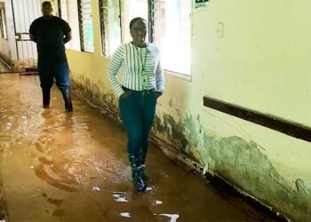 Riosucio: centro de salud inundado y sala de urgencias cerrada