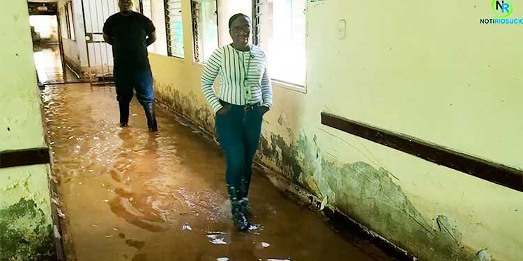 Riosucio: centro de salud inundado y sala de urgencias cerrada
