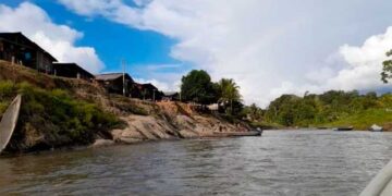 Bloqueo armado del ELN en Bajo Baudó, Chocó: confinamiento, sin transporte fluvial, sin alimentos, sin clases, sin servicios médicos