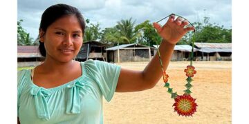 Artesanas indígenas Wounaan fortalecen producción y tejido social en el Chocó