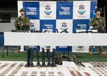 Juradó, Chocó: hallan depósito del Clan del Golfo con cuatro fusiles y casi 3.000 cartuchos