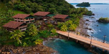 Extorsiones y amenazas generan temor en el sector hotelero de Nuquí, Chocó